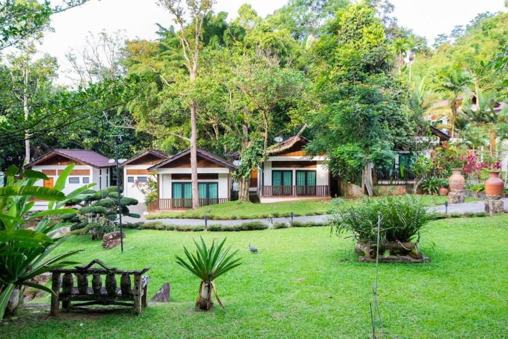 Bidaisari Resort Bentong Buitenkant foto